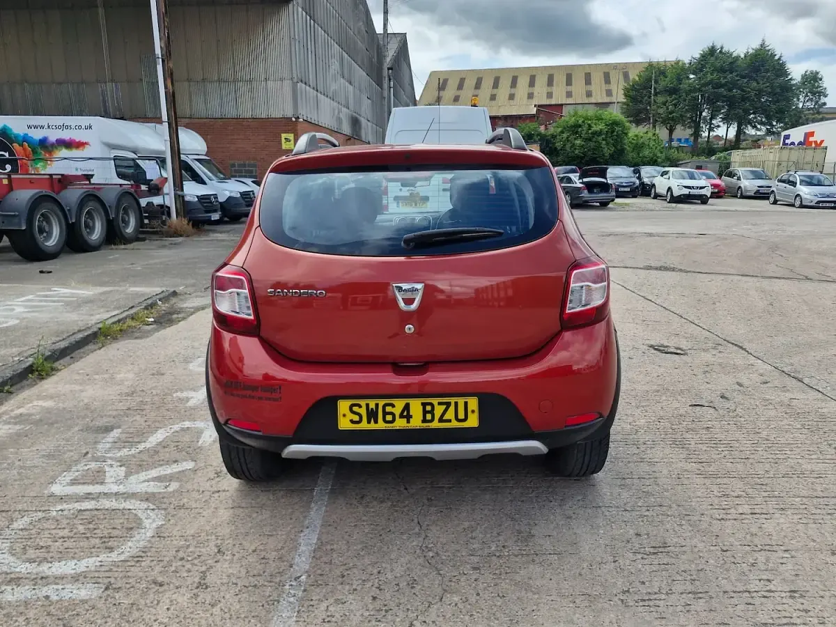 Used Dacia Sandero Ambiance 2014 Red Hatchback