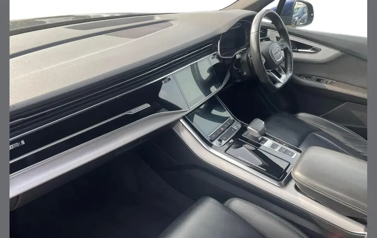 Used Audi Q7 S-Line 282 HP (207 kW) 2020 Blue SUV