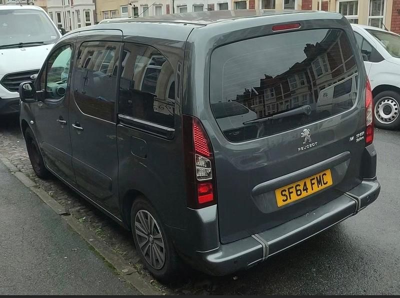 Used Peugeot Partner Tepee S 120 HP (88 kW) 2014 Grey MPV