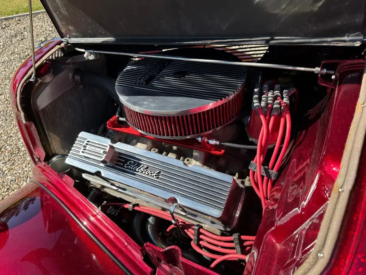 Begagnad Ford Popular 1958 Röd Sportkupé