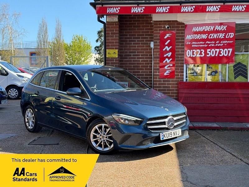 Used Mercedes B180 136 HP (100 kW) 2019 Blue MPV
