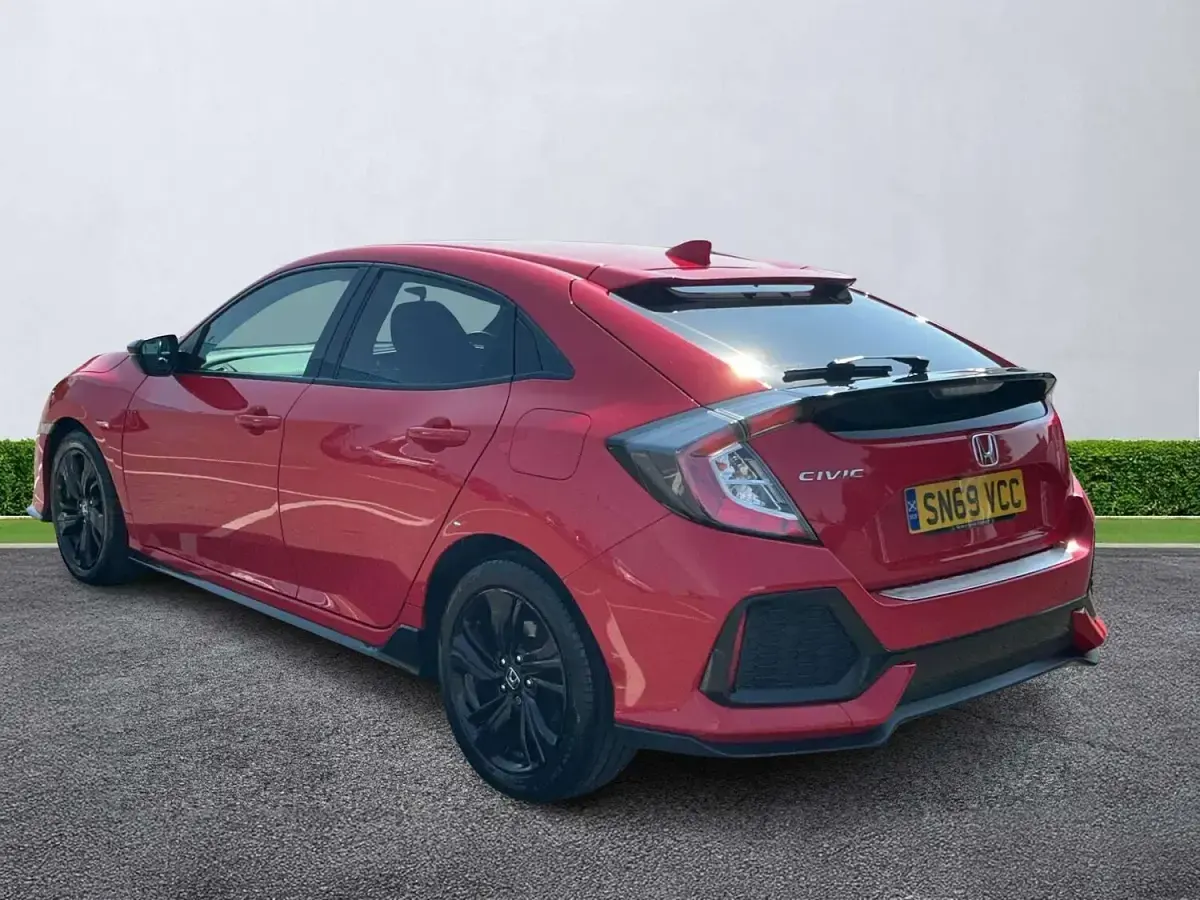 Begagnad Honda Civic Sport 2019 Röd Halvkombi
