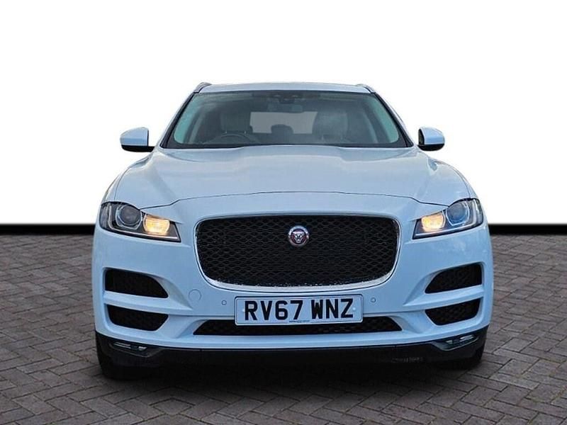 Used Jaguar F-Pace Prestige 180 HP (132 kW) 2017 White SUV