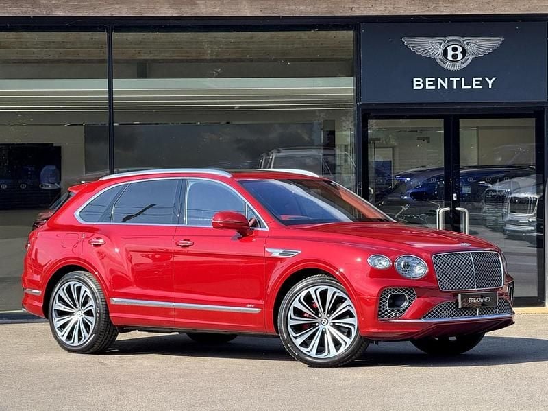 Red Used 2022 Bentley Bentayga SUV | £121,950 (Fair price) - Image 1/4