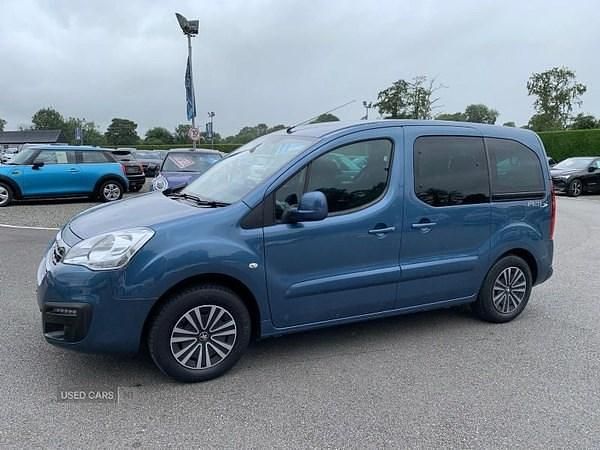 Used Peugeot Partner Tepee Active 75 HP (55 kW) 2019 Blue MPV