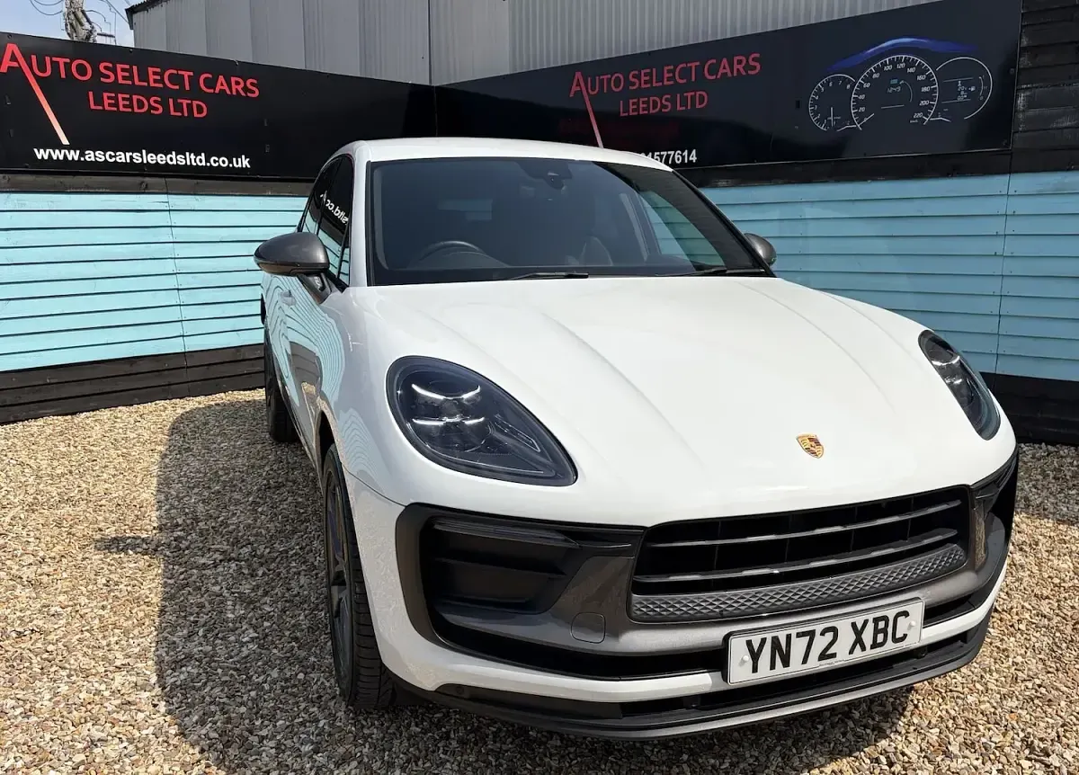 Used Porsche Macan 265 HP (194 kW) 2022 White SUV