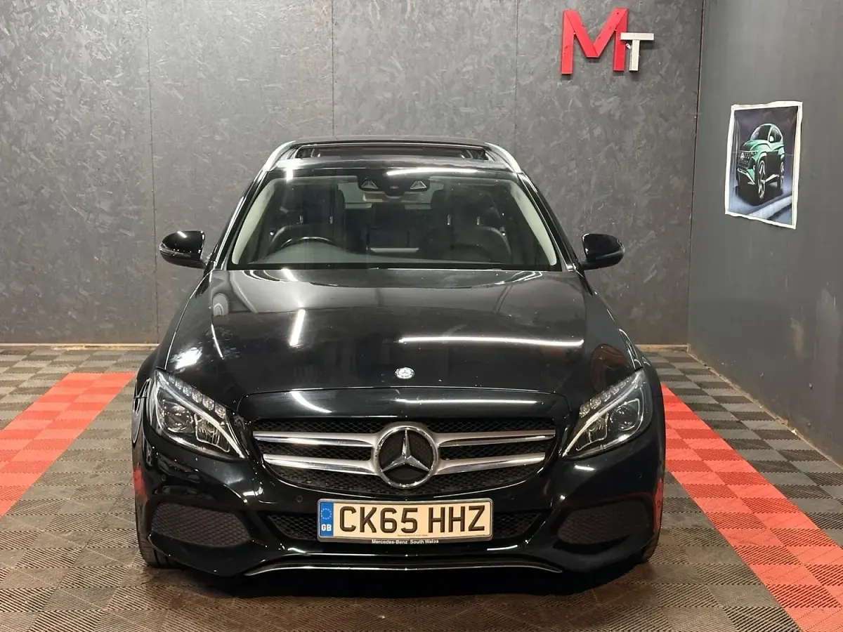 Used Mercedes C200 Premium 181 HP (133 kW) 2015 Black Estate