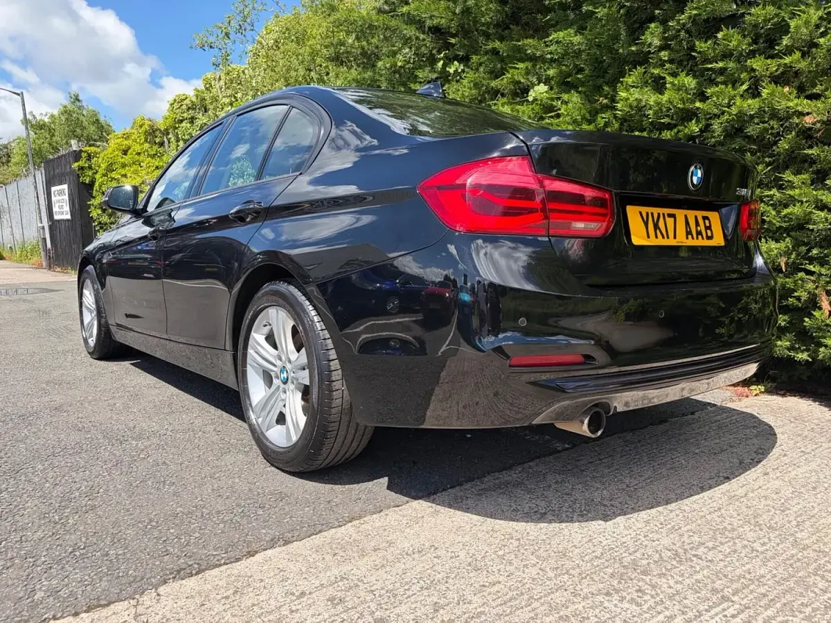Used BMW 318 Sport Line 2017 Black Sedan