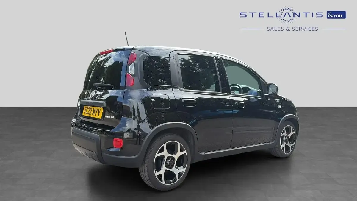 Used Fiat Panda Sport 70 HP (51 kW) 2022 Black Hatchback