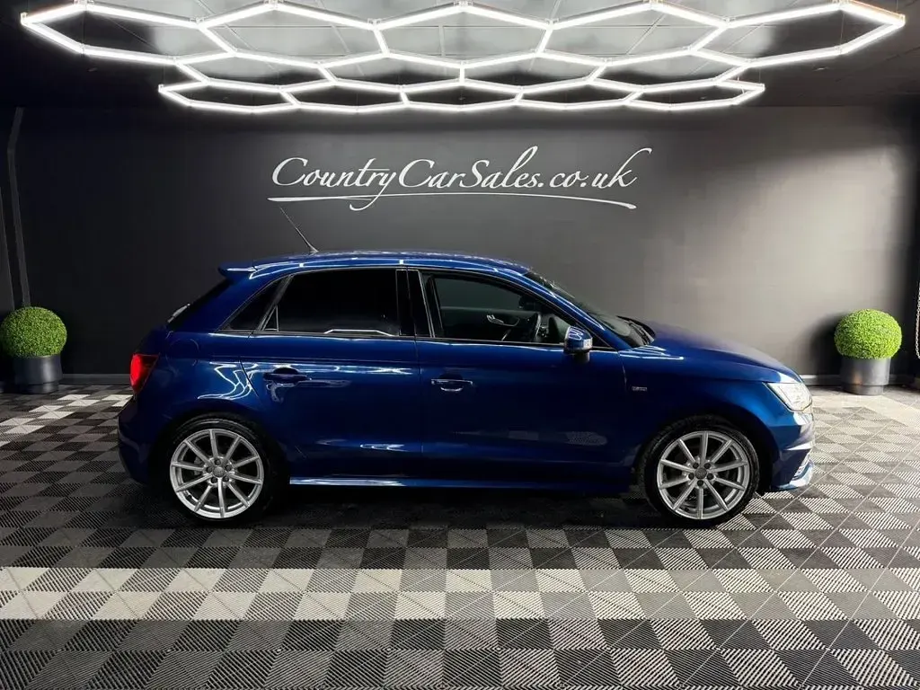 Used Audi A1 Sportback S-Line 150 HP (110 kW) 2015 Blue Hatchback