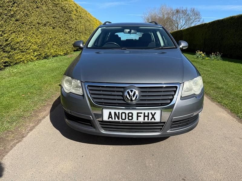 Used VW Passat SE 105 HP (77 kW) 2008 Grey Estate