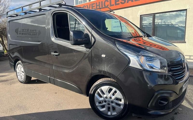 Used Renault Trafic 125 HP (91 kW) 2018 Black MPV