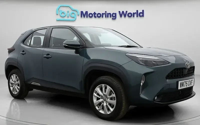 Used Toyota Yaris Cross 116 HP (85 kW) 2025 SUV