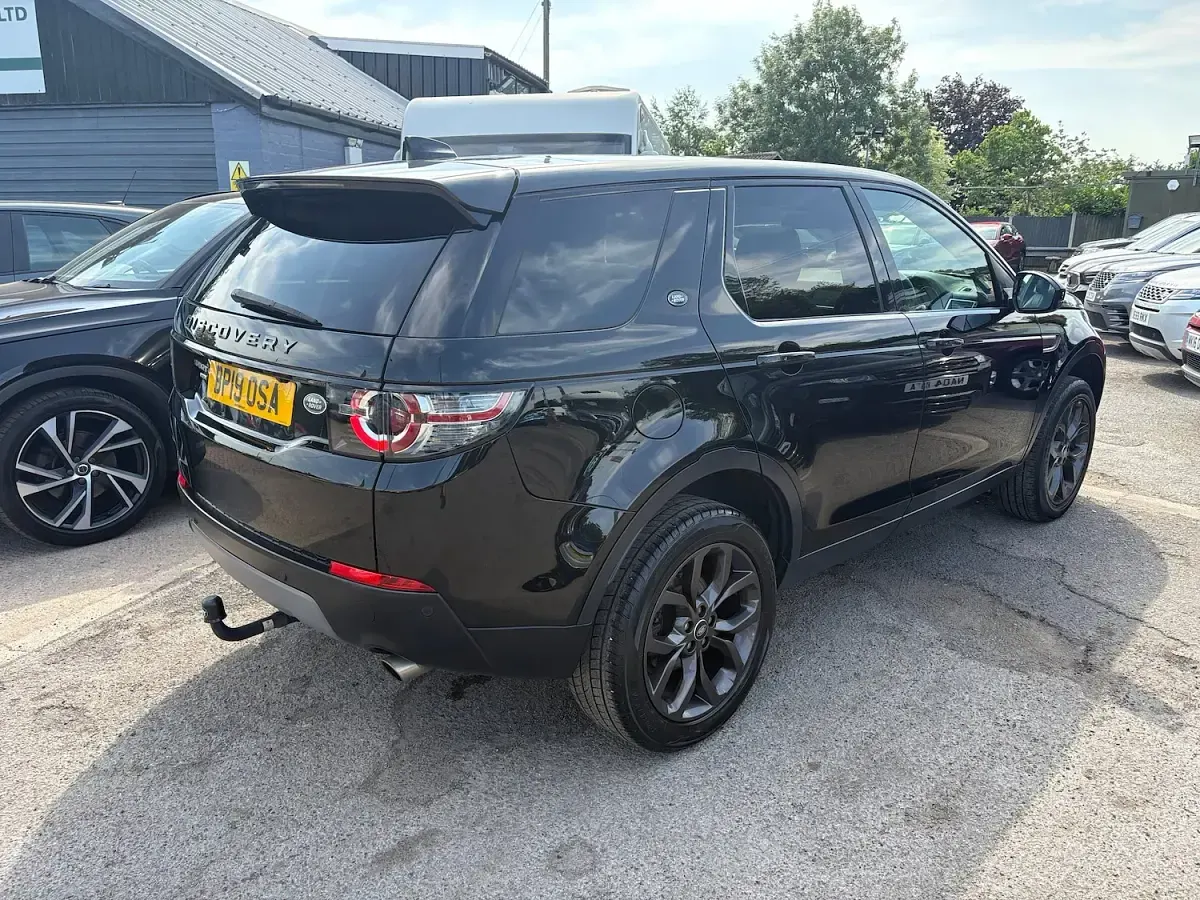 Used Land Rover Discovery 5 Landmark 2019 Black SUV