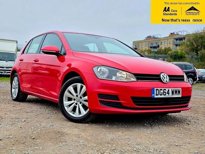 Used VW Golf VII SE 105 HP (77 kW) 2014 Red Hatchback