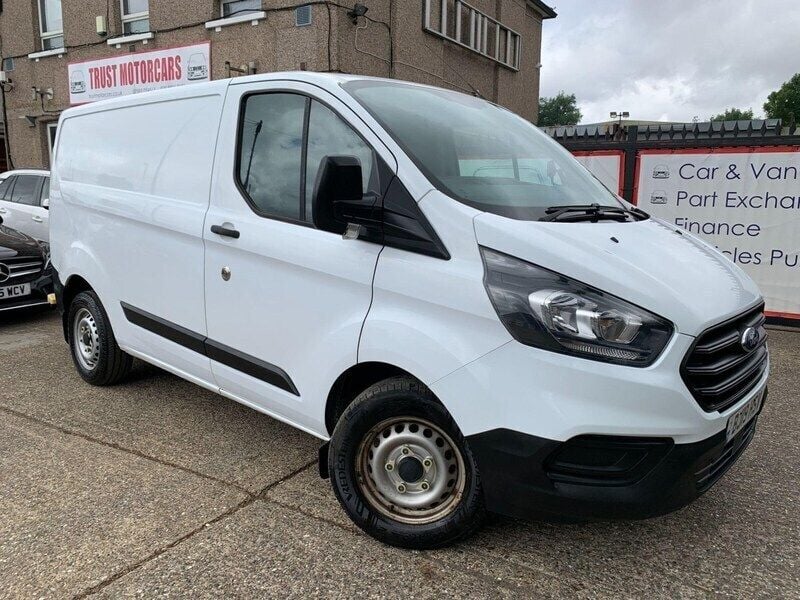 White Used 2019 Ford Transit Custom Van | £6,200 (Fair price) - Image 1/4