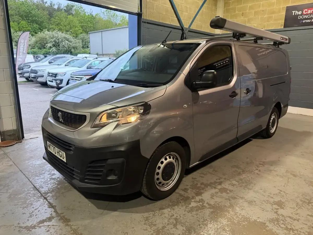 Second-hand Peugeot Expert 2021 Gri Van