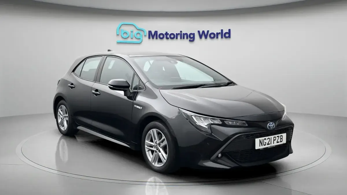 Used Toyota Corolla 184 HP (135 kW) 2021 Hatchback