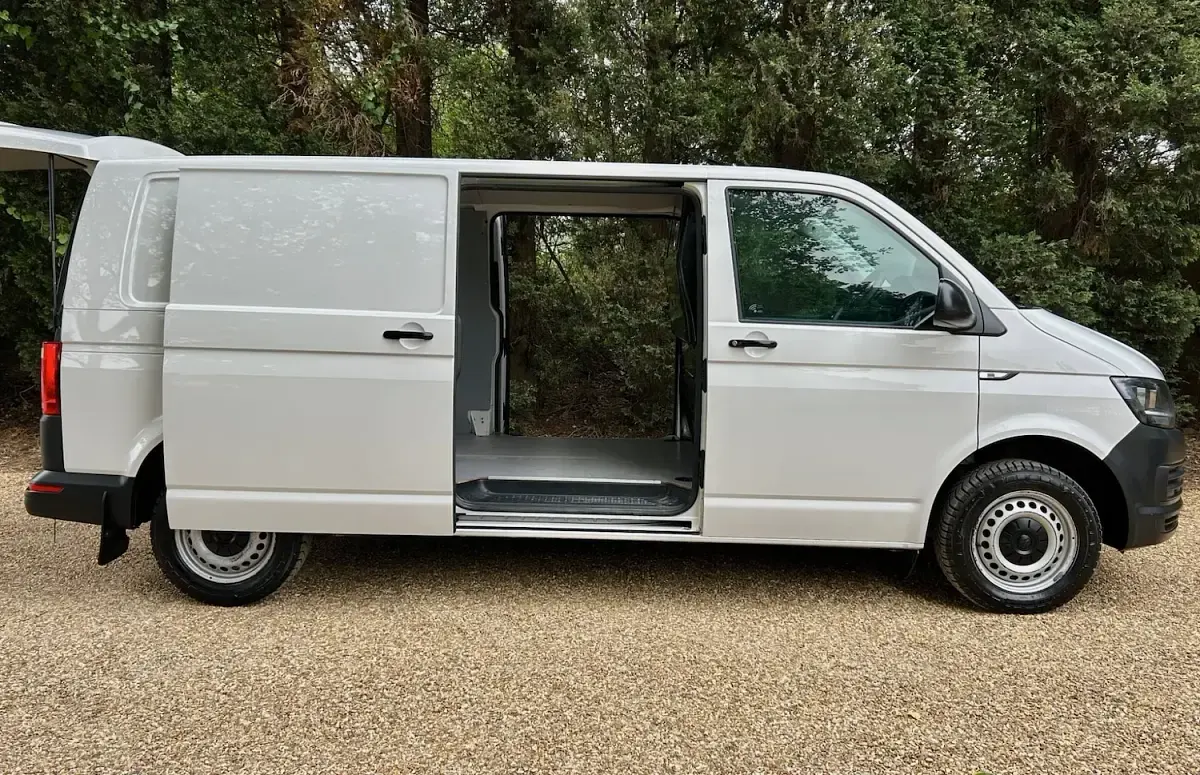 Used VW T6.1 Startline 150 HP (110 kW) 2019 White Van