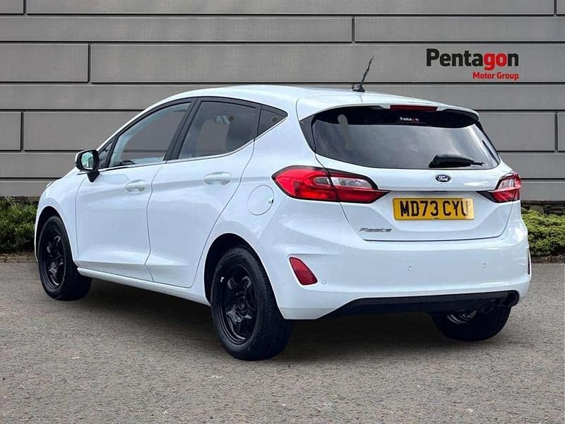 Used Ford Fiesta Titanium 100 HP (73 kW) 2023 White Hatchback