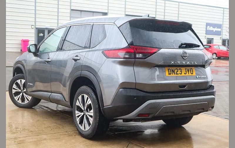 Used Nissan X-Trail N-Connecta 155 HP (114 kW) 2023 Grey SUV
