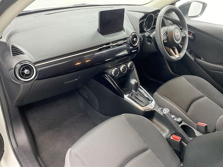 Usado Mazda 2 Exclusive-Line 2024 Branco Citadino