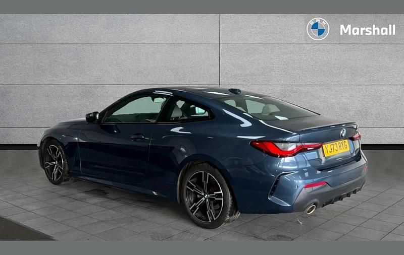 Used BMW 420 M Sport 184 HP (135 kW) 2023 Arctic race blue metallic Coupe