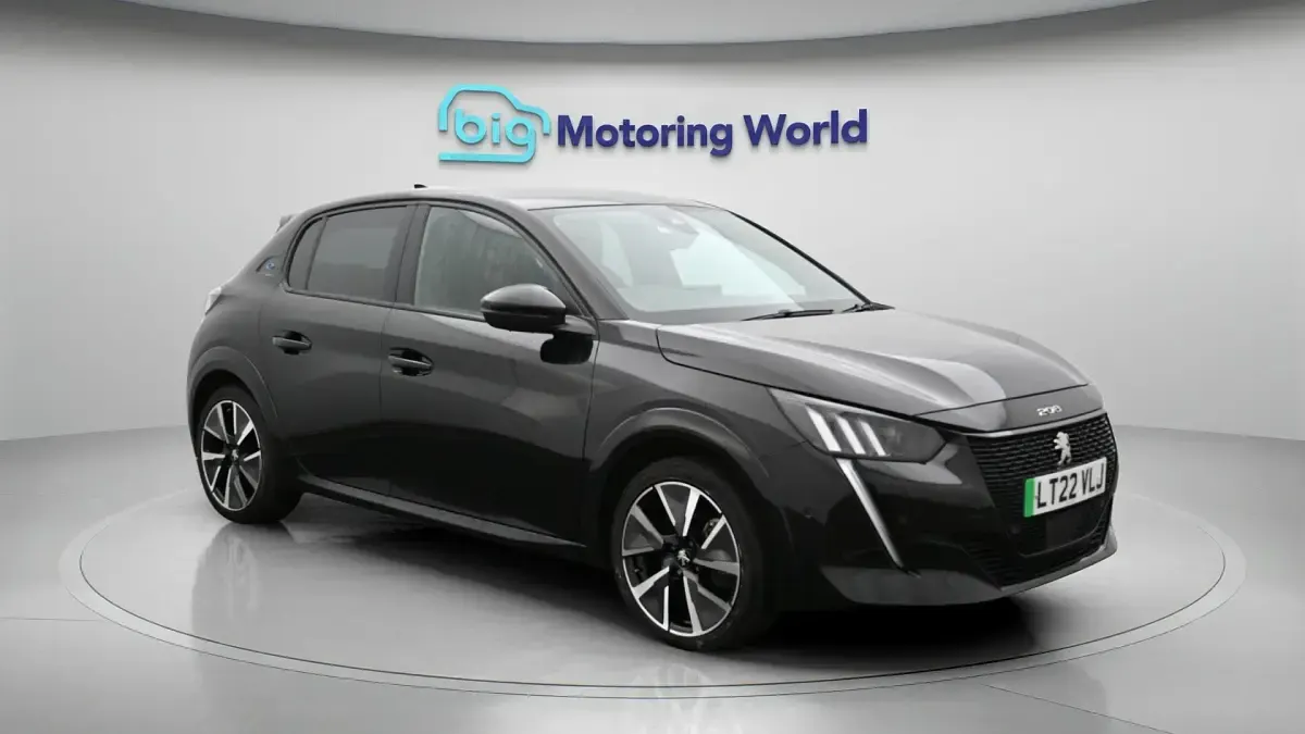 Used Peugeot e-208 Premium 100 kW (136 HP) 2022 Hatchback