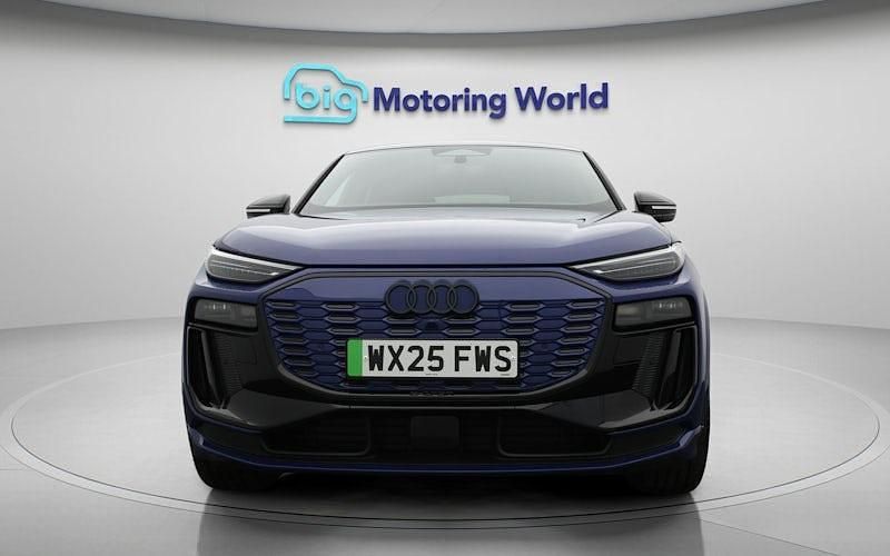 Used Audi Q6 Sportback e-tron 285 kW (388 HP) 2025 Blue SUV