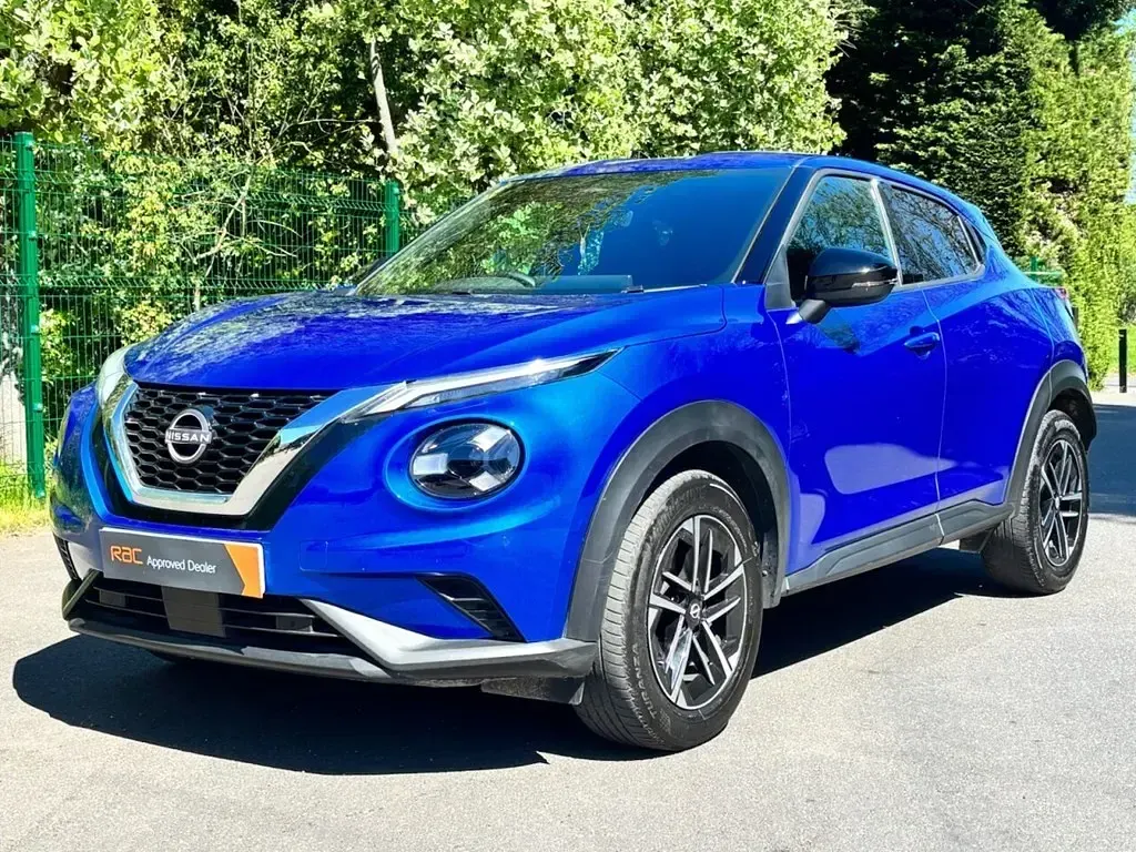 Usado Nissan Juke N-Connecta 114 HP (83 kW) 2025 Azul SUV