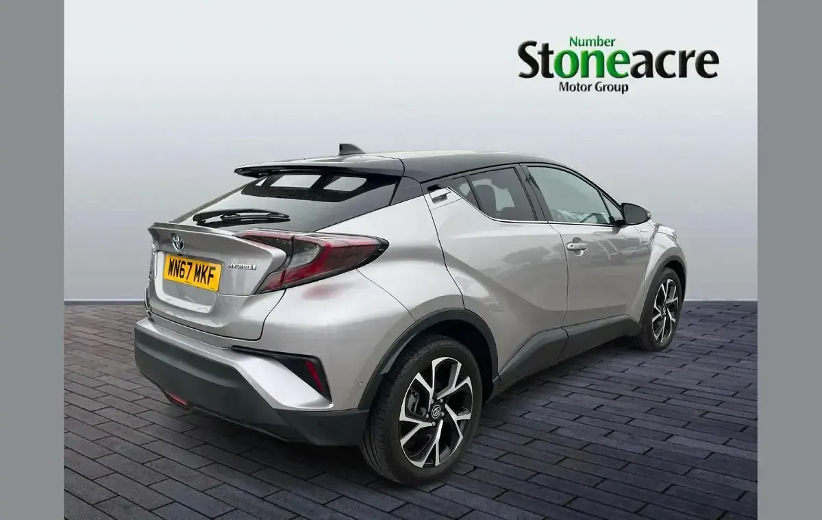 Used Toyota C-HR 122 HP (89 kW) 2017 Silver SUV