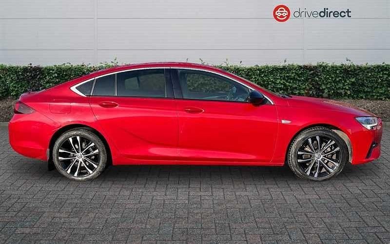Used Vauxhall Insignia Sport 122 HP (89 kW) 2021 Red Hatchback