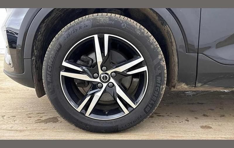Used Volvo XC40 Plus 161 HP (118 kW) 2023 Black SUV