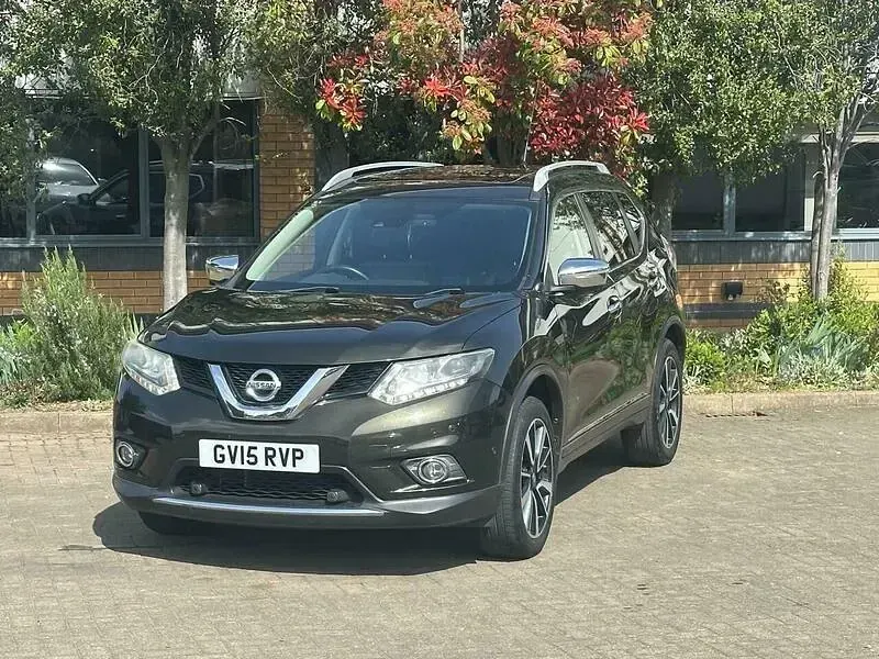 Used Nissan X-Trail S 130 HP (95 kW) 2015 Green SUV