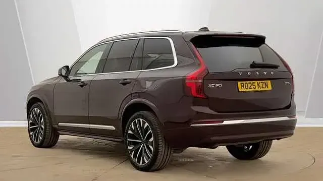 Used Volvo XC90 Ultra 455 HP (334 kW) 2025 Red SUV