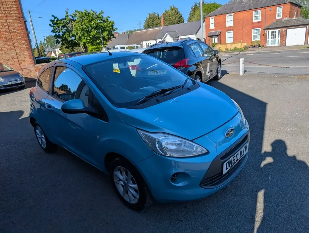 Usado Ford Ka 69 HP (50 kW) 2011 Azul Citadino