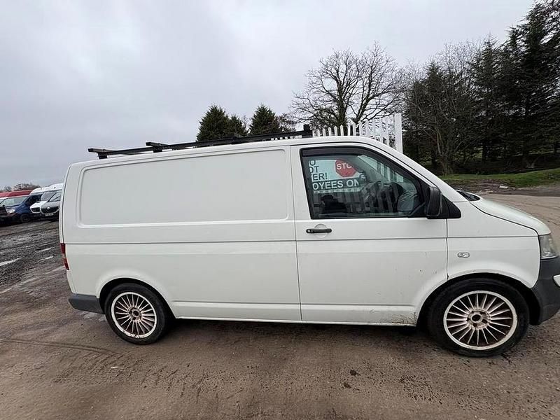Used VW T5 85 HP (62 kW) 2004 White Van