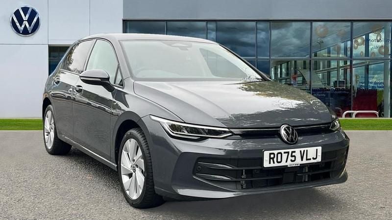 New VW Golf VIII Match 204 HP (150 kW) 2025 Dolphin grey metallic Hatchback