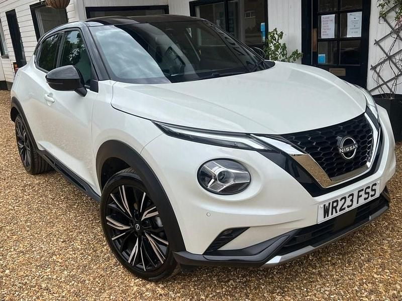 White Used 2023 Nissan Juke Tekna+ SUV | £19,998 (Expensive) - Image 1/4