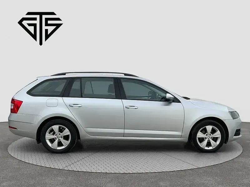 Used Skoda Octavia 115 HP (84 kW) 2025 Silver Estate