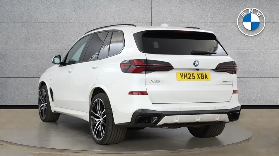 Used BMW X5 M Sport 482 HP (354 kW) 2025 White SUV