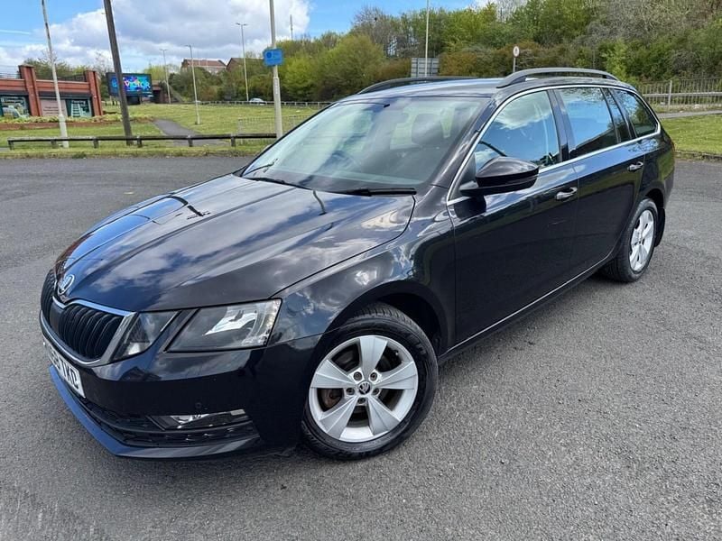 Used Skoda Octavia SE Technology 115 HP (84 kW) 2018 Black Estate