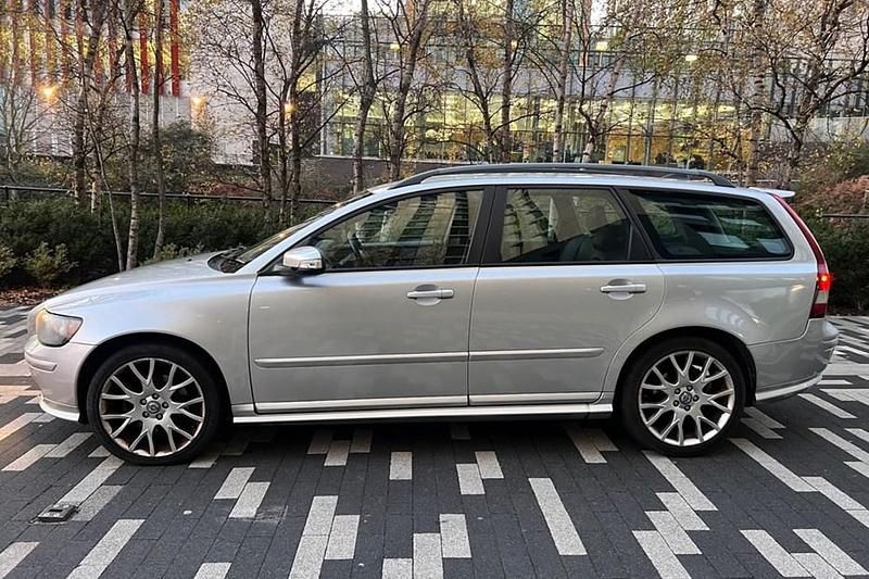 Silver Used 2007 Volvo V50 SE Estate | £1,450 (Good price) - Image 1/1