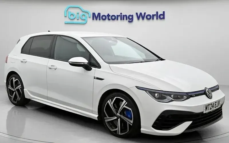 Used VW Golf VIII R 320 HP (235 kW) 2024 Hatchback