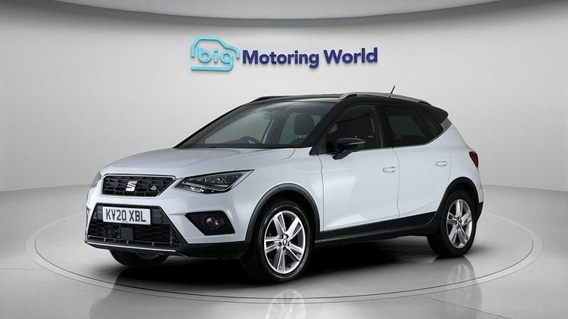 Used Seat Arona FR 115 HP (84 kW) 2020 White SUV