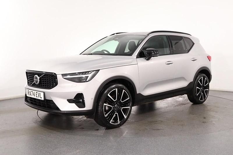 Used Volvo XC40 Ultra 161 HP (118 kW) 2025 Silver SUV