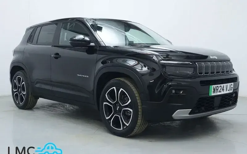 Usado Jeep Avenger Summit 114 kW (156 HP) 2024 SUV
