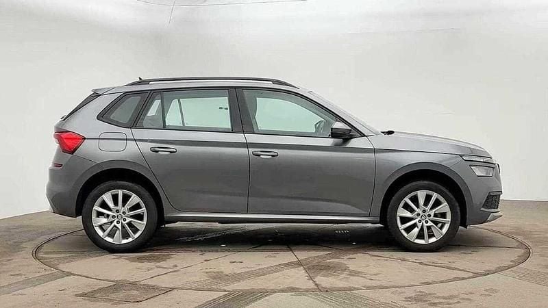 Used Skoda Kamiq SE 94 HP (69 kW) 2023 Grey SUV