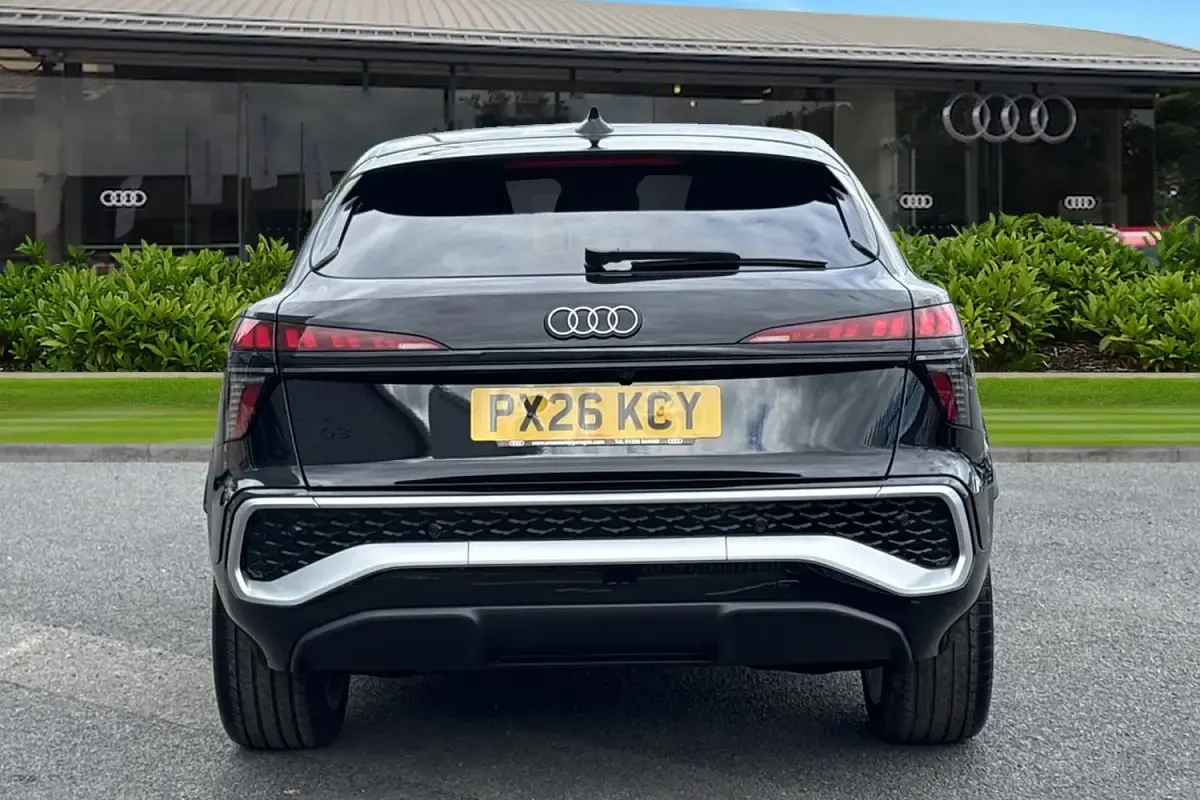 New Audi Q3 S-Line 150 HP (110 kW) 2026 Black SUV