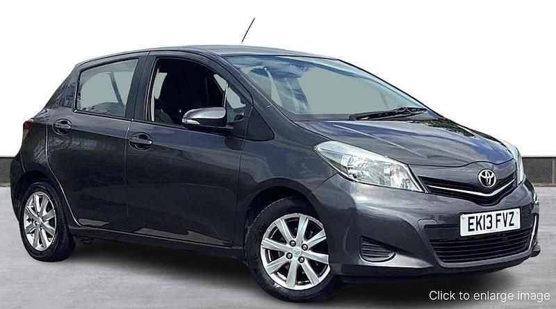 Grey Used 2013 Toyota Yaris Hatchback | £4,195 (Fair price) - Image 1/3